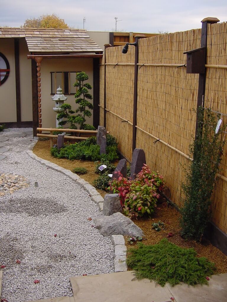 Japanese garden border detail