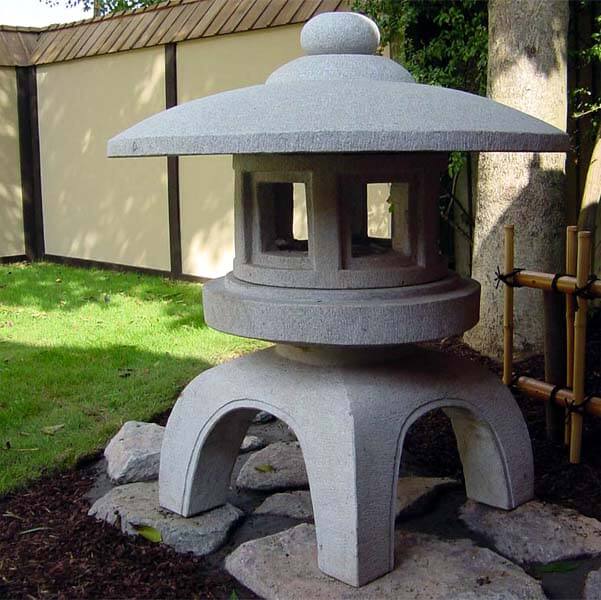 Kodai Maru Yukimi Japanese Stone, Oriental Stone Garden Lanterns