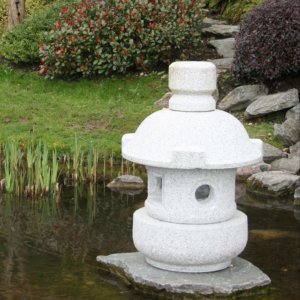 Misaki Japanese Stone Lantern