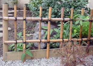 Four-Eye bamboo fence