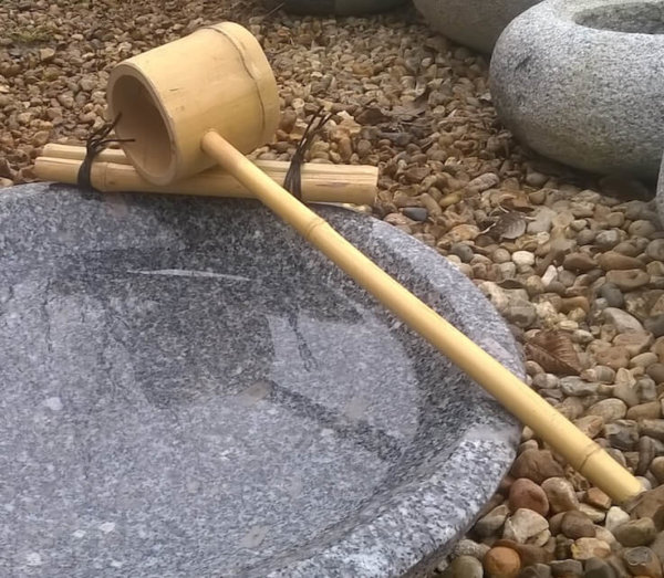 Japanese water ladle & rest