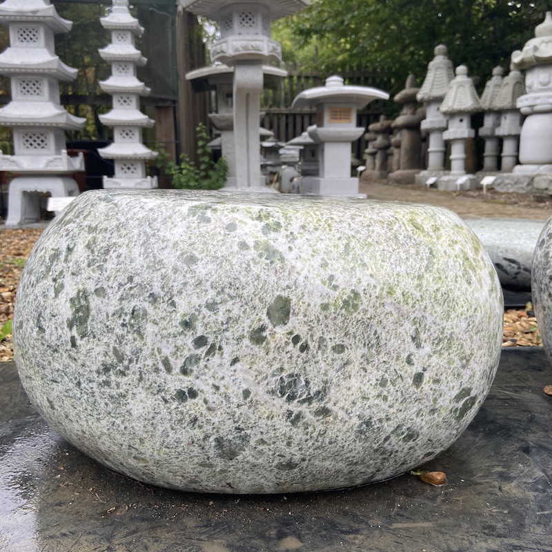 Green Polished Pebble Seat - Image 3