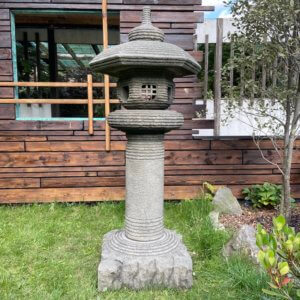 Stone Lanterns (Tōrō)