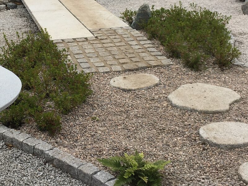 granite setts pathway IMG_6970